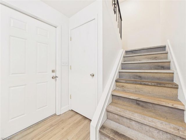 2309 Mooring PL, Virginia Beach, VA 23451