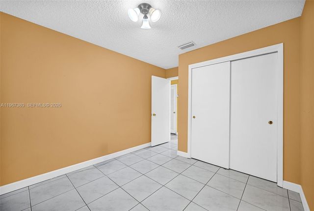 6140 SW 109th Ave, Miami, FL 33173