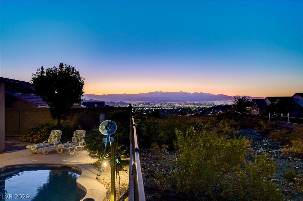 2586 Kinghorn Place, Henderson, NV 89044 — photo 2