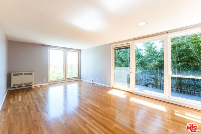 1155 N Clark Street 1, West Hollywood, CA 90069