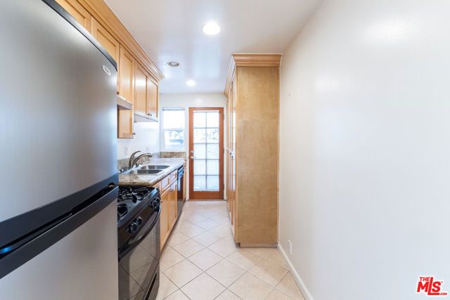 1155 N Clark Street 1, West Hollywood, CA 90069