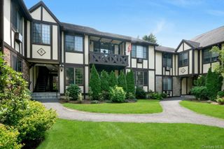 8 Foxwood Drive 4, Pleasantville, NY 10570