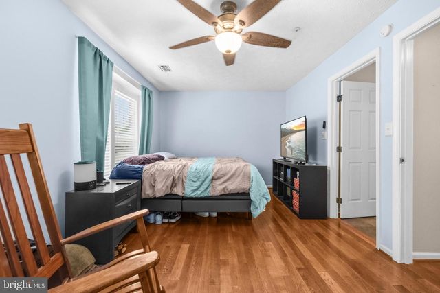 220 FOXTREE DR, Glen Burnie, MD 21061