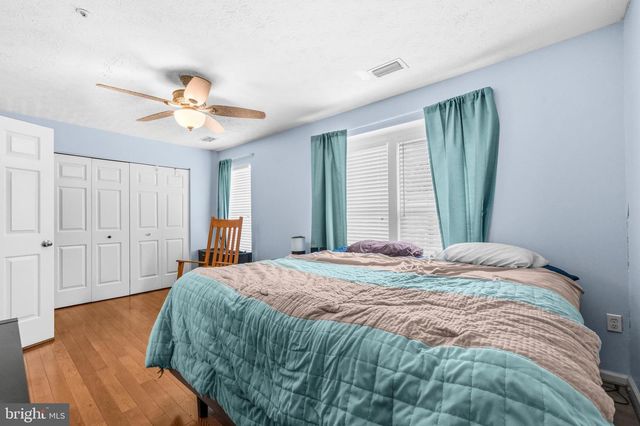 220 FOXTREE DR, Glen Burnie, MD 21061