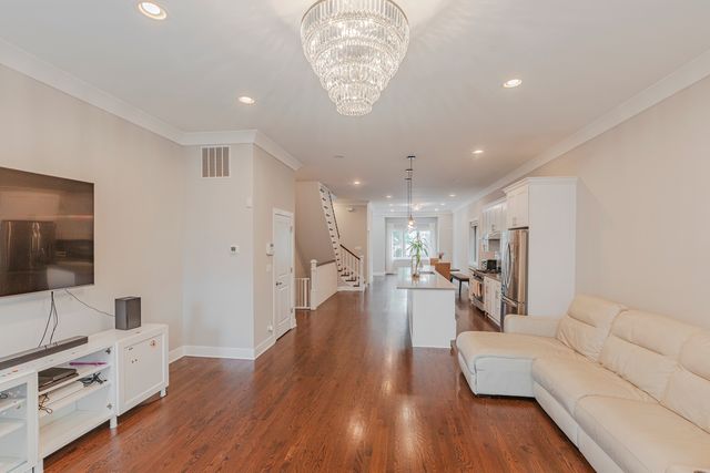 3832 S Emerald Avenue, Chicago, IL 60609