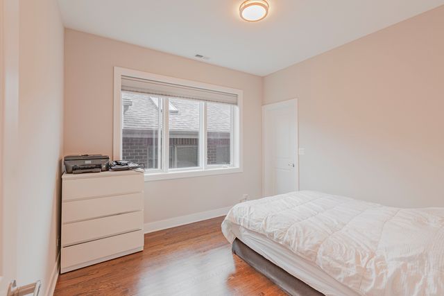 3832 S Emerald Avenue, Chicago, IL 60609