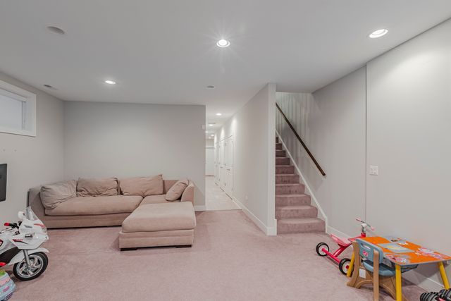 3832 S Emerald Avenue, Chicago, IL 60609