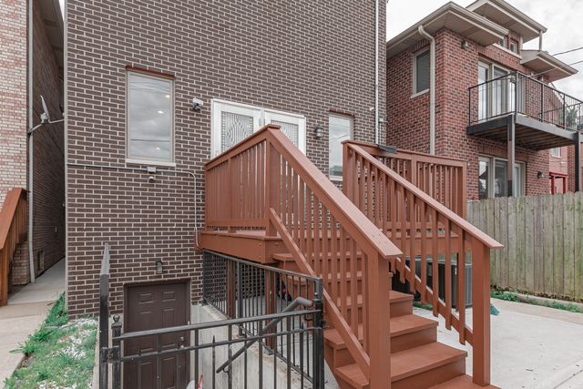 3832 S Emerald Avenue, Chicago, IL 60609