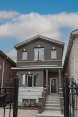 3832 S Emerald Avenue, Chicago, IL 60609