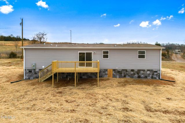 1111 Stanley Valley Road, Rogersville, TN 37857