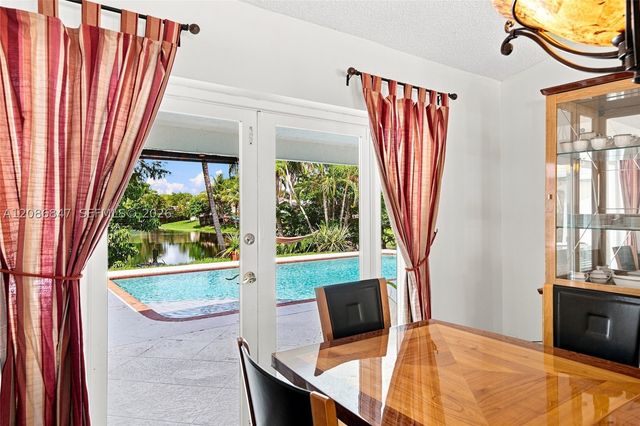 511 NW 104th Ave, Plantation, FL 33324