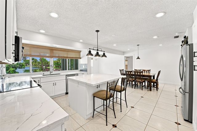 511 NW 104th Ave, Plantation, FL 33324