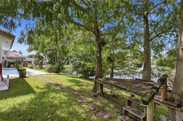 511 NW 104th Ave, Plantation, FL 33324