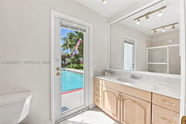 511 NW 104th Ave, Plantation, FL 33324
