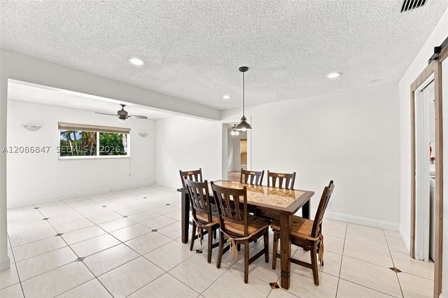 511 NW 104th Ave, Plantation, FL 33324