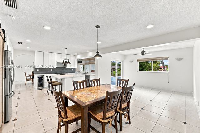 511 NW 104th Ave, Plantation, FL 33324