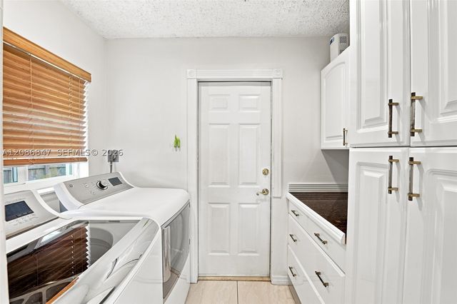 511 NW 104th Ave, Plantation, FL 33324