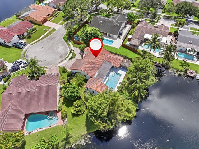 511 NW 104th Ave, Plantation, FL 33324