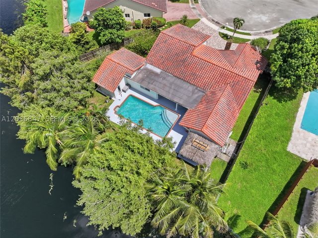 511 NW 104th Ave, Plantation, FL 33324