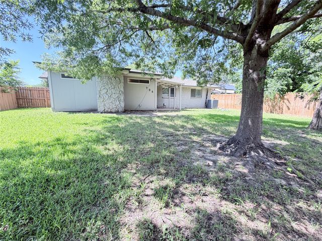 706 Jamestown Drive, Garland, TX 75043