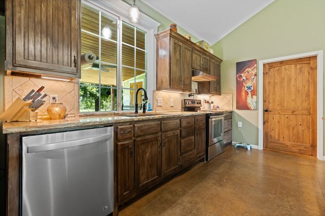114 Private Road 22223, Whitney, TX 76692