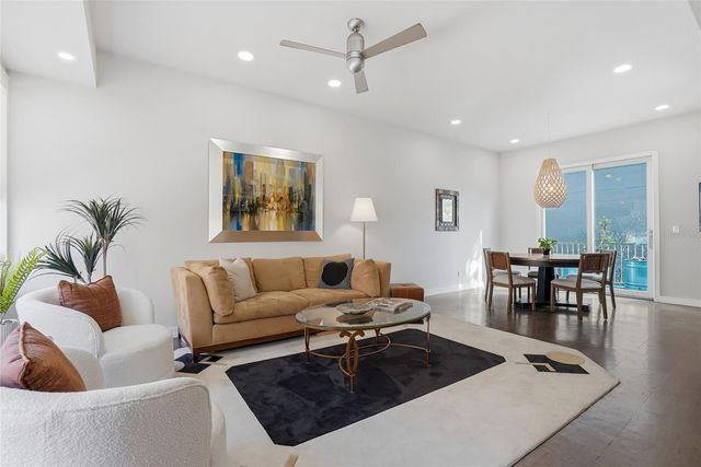 106 FAREHAM PLACE N, St Petersburg, FL 33701