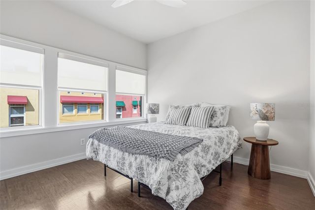 106 FAREHAM PLACE N, St Petersburg, FL 33701