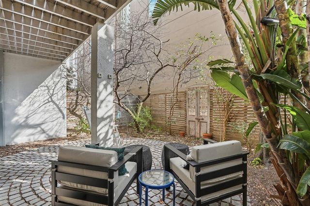 106 FAREHAM PLACE N, St Petersburg, FL 33701