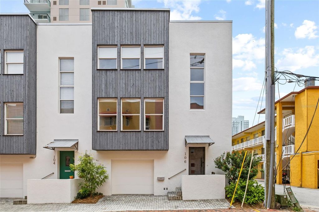 106 FAREHAM PLACE N, St Petersburg, FL 33701