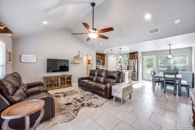 388 Bluff View, Spring Branch, TX 78070