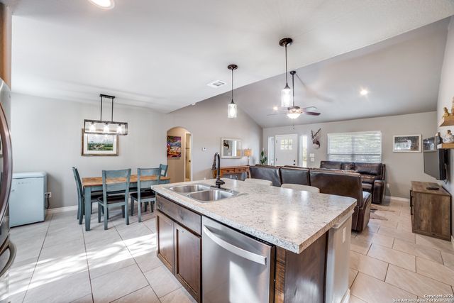 388 Bluff View, Spring Branch, TX 78070