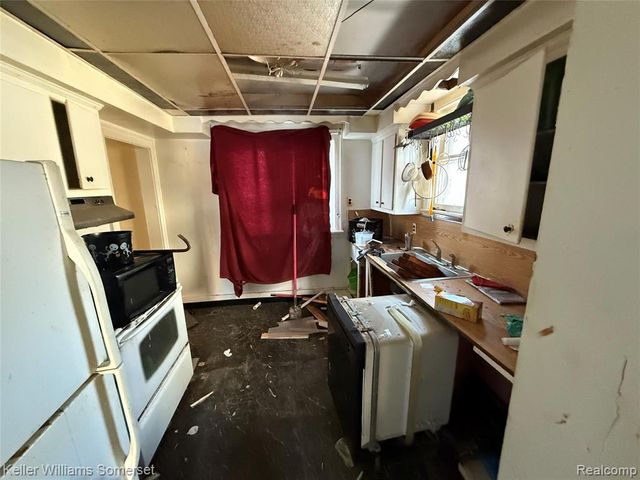 13127 Griggs Street, Detroit, MI 48238