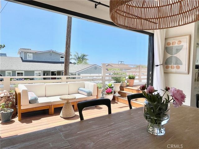 1001 8th Place, Hermosa Beach, CA 90254