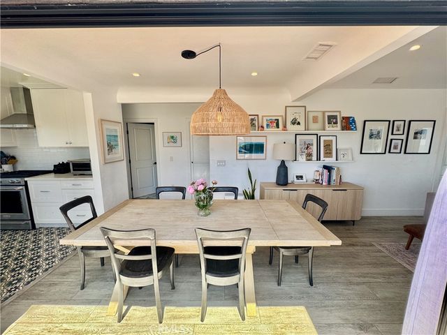 1001 8th Place, Hermosa Beach, CA 90254