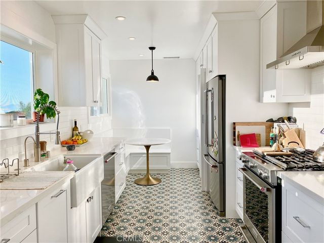 1001 8th Place, Hermosa Beach, CA 90254