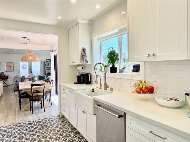 1001 8th Place, Hermosa Beach, CA 90254
