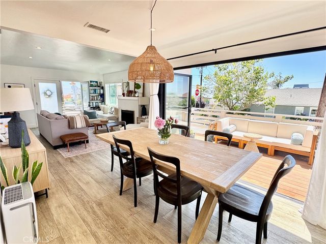 1001 8th Place, Hermosa Beach, CA 90254