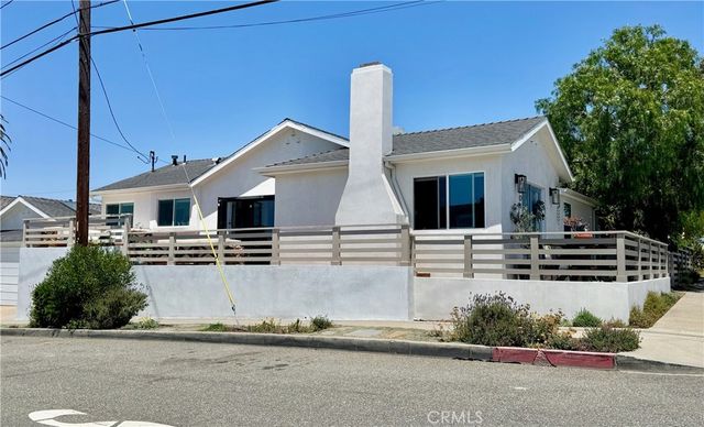 1001 8th Place, Hermosa Beach, CA 90254