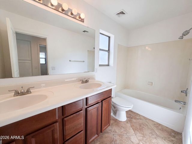 3769 E FLAMINGO Way, Gilbert, AZ 85297