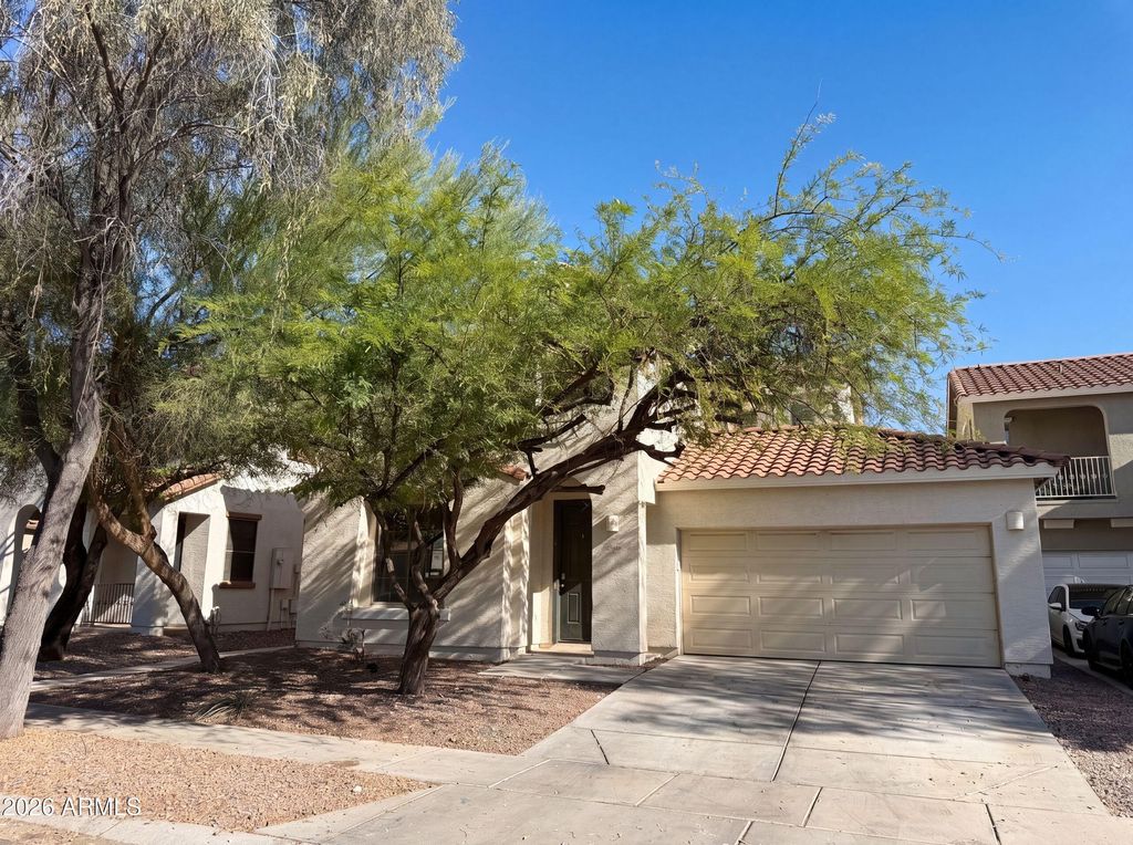 3769 E FLAMINGO Way, Gilbert, AZ 85297 — photo 2