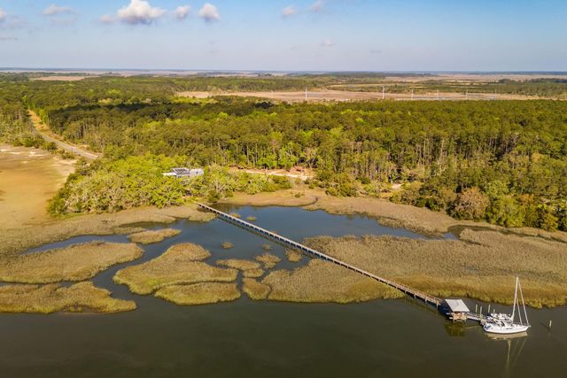 7965 Russell Creek Drive, Edisto Island, SC 29438
