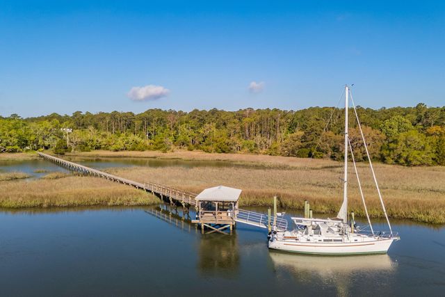 7965 Russell Creek Drive, Edisto Island, SC 29438