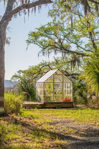 7965 Russell Creek Drive, Edisto Island, SC 29438