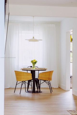 1075 NE 120th St, Biscayne Park, FL 33161