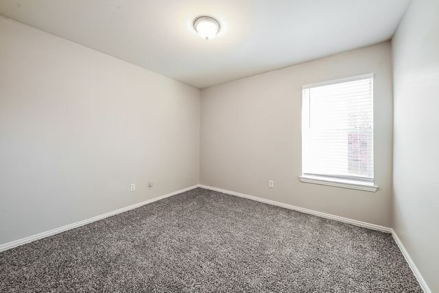 502 Dover Park Trail, Mansfield, TX 76063