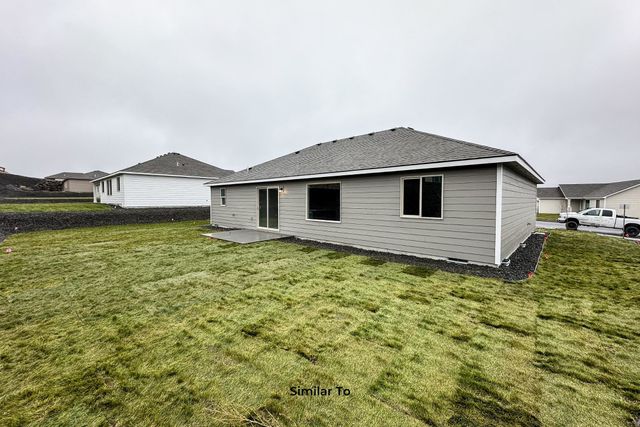 19 W 13th St, Deer Park, WA 99006