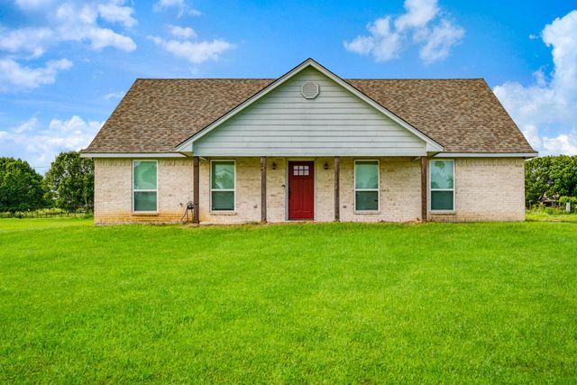 735 TODD Street, Blossom, TX 75416
