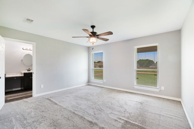 735 TODD Street, Blossom, TX 75416