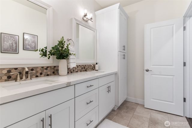 11329 Elks Landing Court SE, Yelm, WA 98597