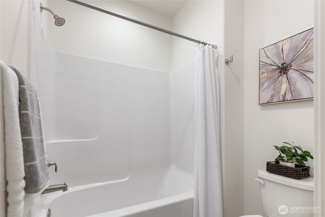 11329 Elks Landing Court SE, Yelm, WA 98597